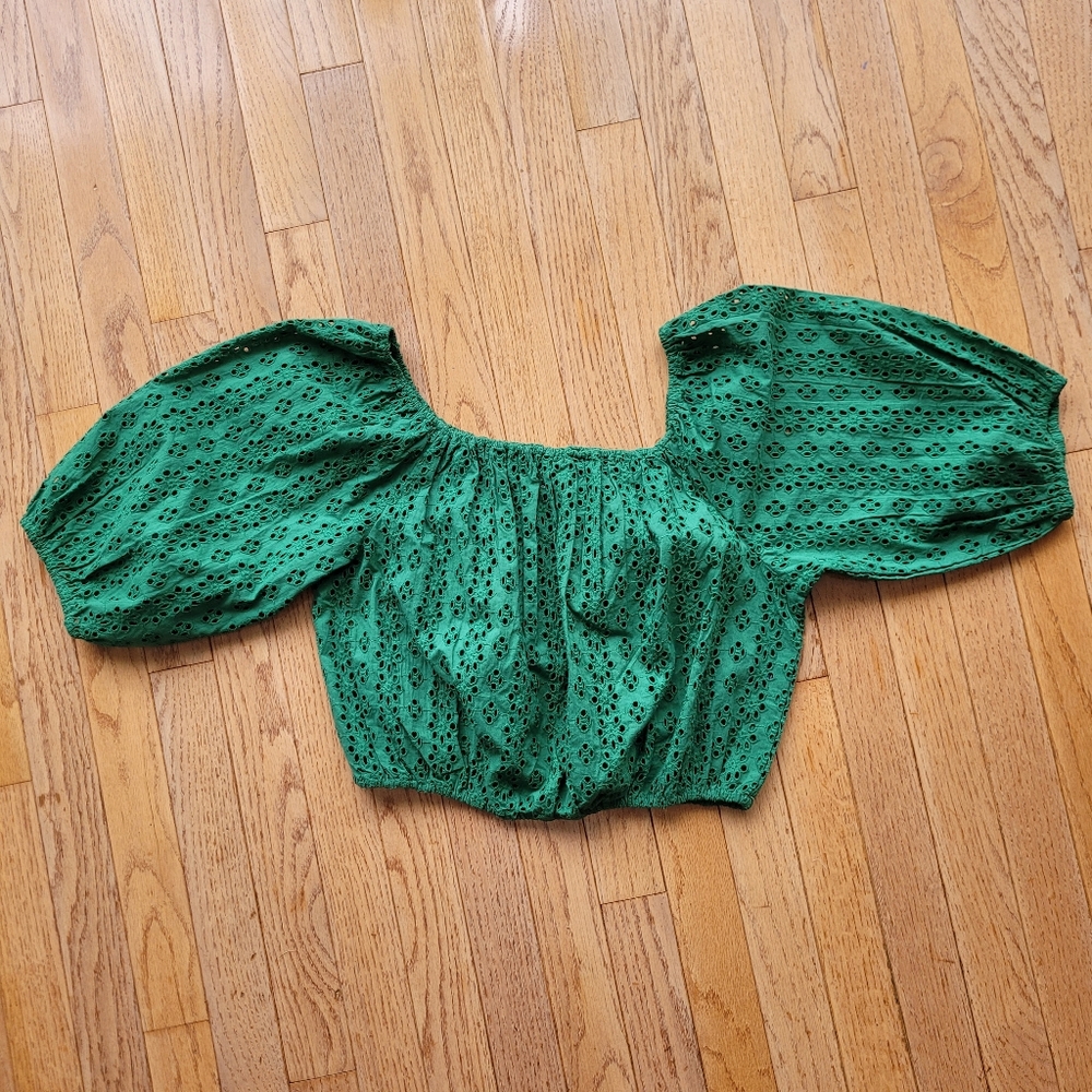 Simons Green Eyelet Puff-Sleeve Crop Top